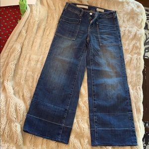 Anthropologie pilcro high waisted, crop jeans.